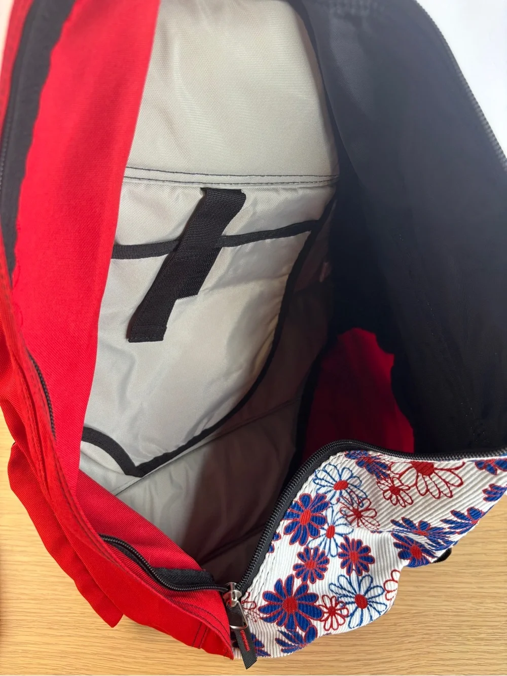 Vintage JanSport Corduroy Daisy Sling Bag Red White Blue